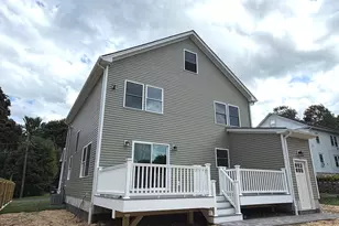 17 Dracut Ave, Waterbury, CT 06704 - Photo 4