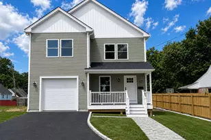17 Dracut Ave, Waterbury, CT 06704 - Photo 1