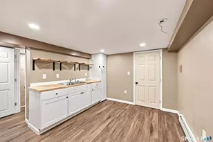 58 Circle Dr, Windsor Locks, CT 06096 - Photo 8