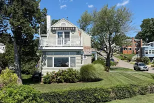 17 Seaview Ave, Branford, CT 06405 - Photo 6