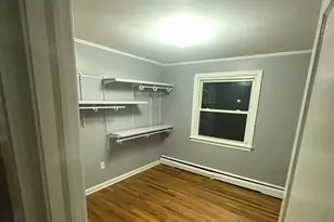 52 Ellsworth Dr, Bloomfield, CT 06002 - Photo 12
