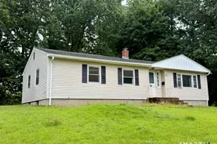 39 Nancy Dr, Enfield, CT 06082 - Photo 2
