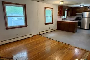 39 Nancy Dr, Enfield, CT 06082 - Photo 6