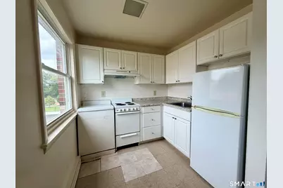 35 Beers Street #205, Bridgeport, CT 06606 - Photo 2