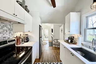 53 Maple St, Darien, CT 06820 - Photo 10