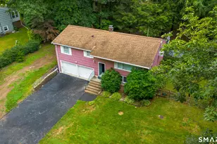 50 Creeping Hemlock Dr, Norwalk, CT 06851 - Photo 2
