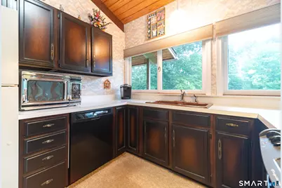 820 Killingworth Road, Haddam, CT 06441 - Photo 16