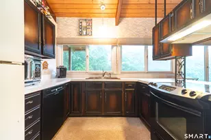 820 Killingworth Rd, Haddam, CT 06441 - Photo 18
