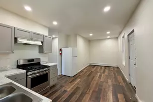 59 East St, Hartford, CT 06120 - Photo 2