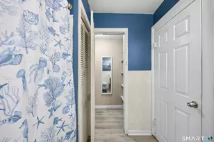 43 Thomas St, Waterbury, CT 06706 - Photo 16