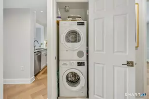 43 Harbor Dr, Stamford, CT 06902 - Photo 28