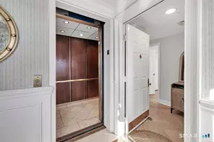 43 Harbor Dr, Stamford, CT 06902 - Photo 2