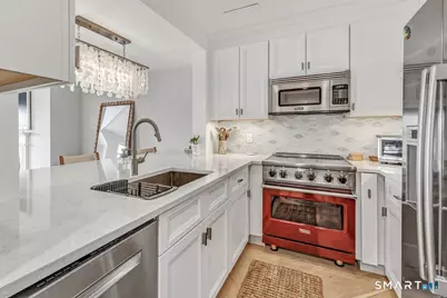 43 Harbor Drive #509, Stamford, CT 06902 - Photo 8