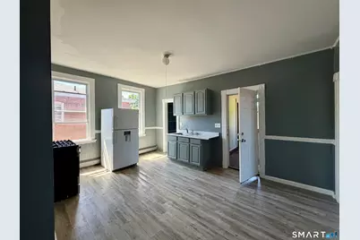 179-181 Babcock Street #3, Hartford, CT 06106 - Photo 6
