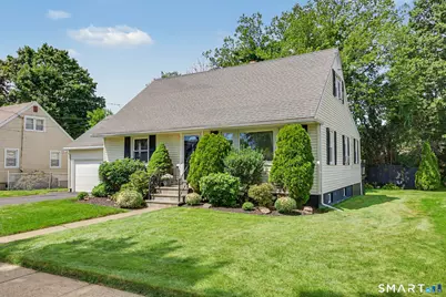 305 Meadowbrook Road, Stratford, CT 06614 - Photo 32