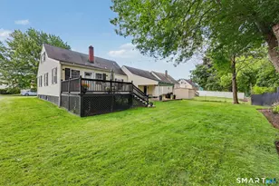 305 Meadowbrook Rd, Stratford, CT 06614 - Photo 26