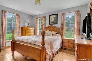 14 Oak St, Wallingford, CT 06492 - Photo 30