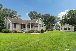 14 Oak St, Wallingford, CT 06492 - Photo 4