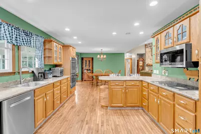 14 Oak Street, Wallingford, CT 06492 - Photo 18