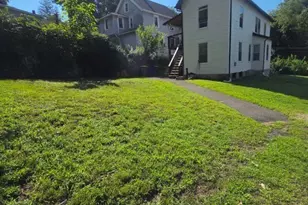 9 Harvard St, Waterbury, CT 06704 - Photo 2