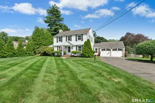 122 Strawberry Hill Ave, Norwalk, CT 06851 - Photo 2