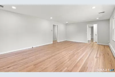 16 Ezra Street, North Haven, CT 06473 - Photo 8