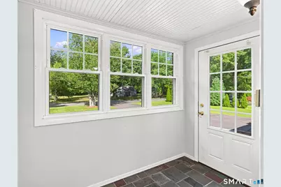 16 Ezra Street, North Haven, CT 06473 - Photo 4