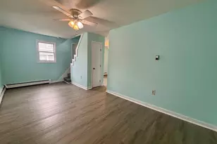 40 Portland Ave, Old Lyme, CT 06371 - Photo 16