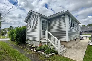 40 Portland Ave, Old Lyme, CT 06371 - Photo 36