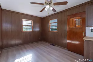 146 Downes St, Waterbury, CT 06704 - Photo 16