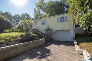 146 Downes St, Waterbury, CT 06704 - Photo 4
