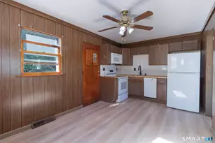 146 Downes St, Waterbury, CT 06704 - Photo 10