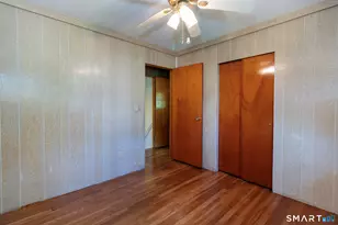 146 Downes St, Waterbury, CT 06704 - Photo 28