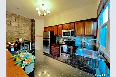 5 Hundley Court #1D, Stamford, CT 06902 - Photo 10