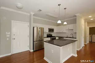 35 Broad St, Stamford, CT 06902 - Photo 6