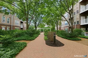 35 Broad St, Stamford, CT 06902 - Photo 26