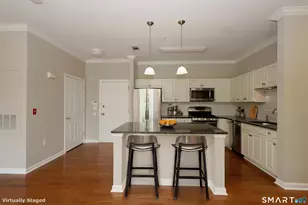 35 Broad St, Stamford, CT 06902 - Photo 4