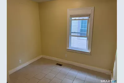 33 Stevens Street #1st Fl, New Haven, CT 06519 - Photo 8