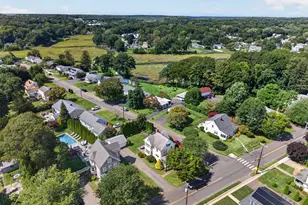 120 Harbor St, Branford, CT 06405 - Photo 24