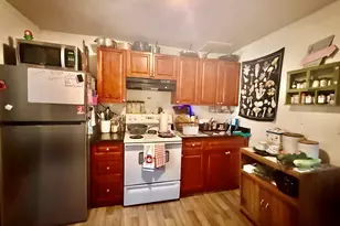 49-55 Dupont Pl, Bridgeport, CT 06610 - Photo 20