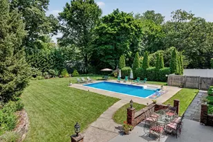 45 Hemlock Dr, Stamford, CT 06902 - Photo 40