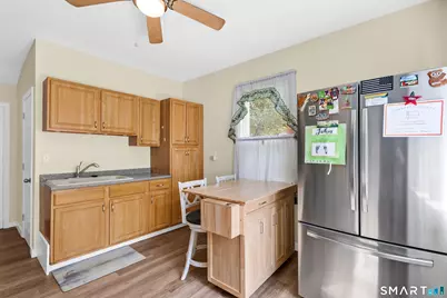 32 Jubilee Street, New Britain, CT 06051 - Photo 2