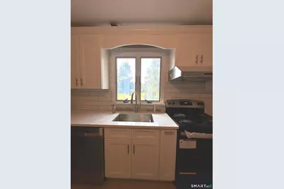 124 Harbor Drive, Stamford, CT 06902 - Photo 8