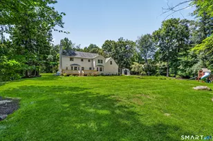 29 Maplewood Dr, Danbury, CT 06811 - Photo 34