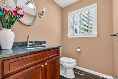 29 Maplewood Drive, Danbury, CT 06811 - Photo 14