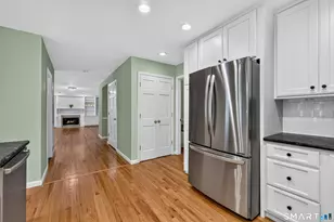 29 Maplewood Dr, Danbury, CT 06811 - Photo 10