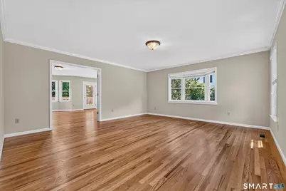 29 Maplewood Drive, Danbury, CT 06811 - Photo 4