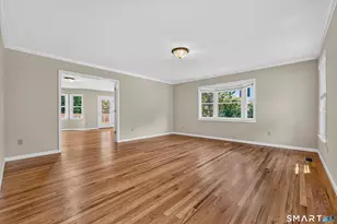 29 Maplewood Dr, Danbury, CT 06811 - Photo 4