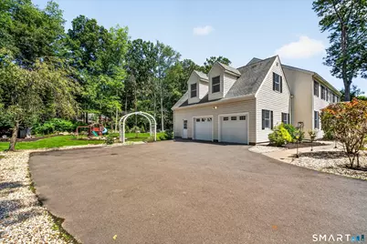 29 Maplewood Drive, Danbury, CT 06811 - Photo 34