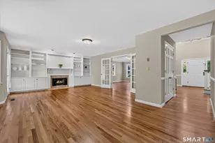 29 Maplewood Dr, Danbury, CT 06811 - Photo 6